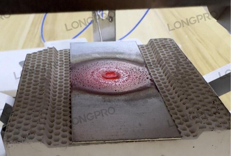 金屬高溫加熱測試.jpg 金屬高溫加熱測試.jpg